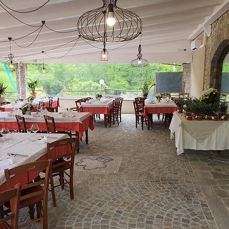 Agriturismo Cascina L'Arche 圣斯泰法诺贝尔博 外观 照片