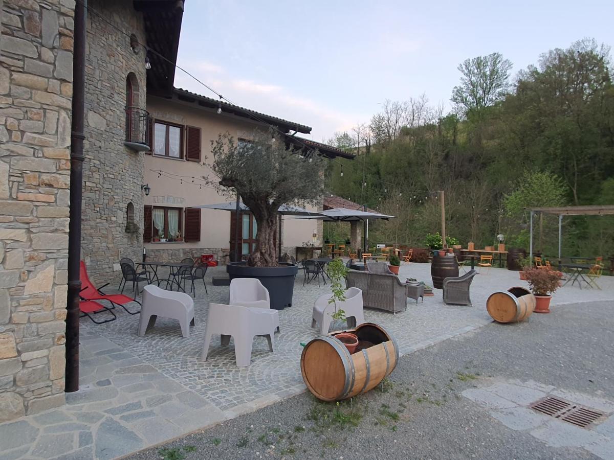 Agriturismo Cascina L'Arche 圣斯泰法诺贝尔博 外观 照片