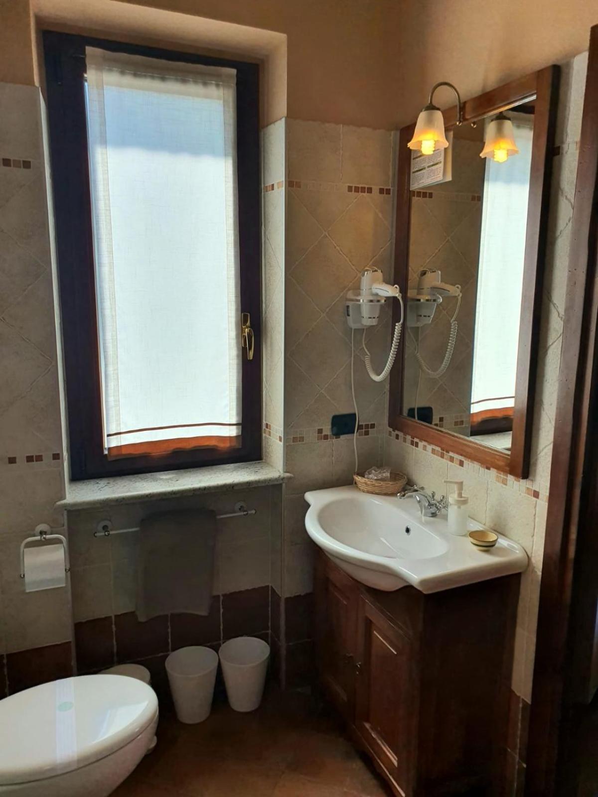 Agriturismo Cascina L'Arche 圣斯泰法诺贝尔博 外观 照片