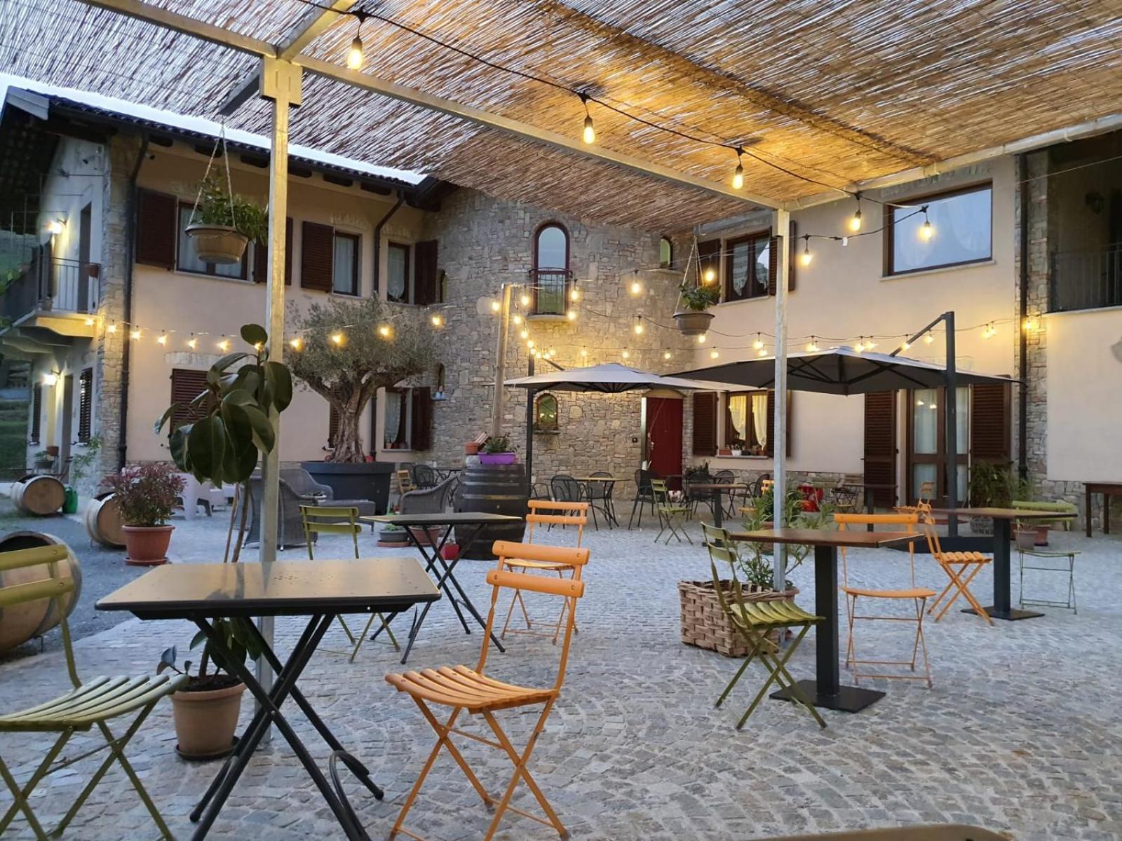 Agriturismo Cascina L'Arche 圣斯泰法诺贝尔博 外观 照片