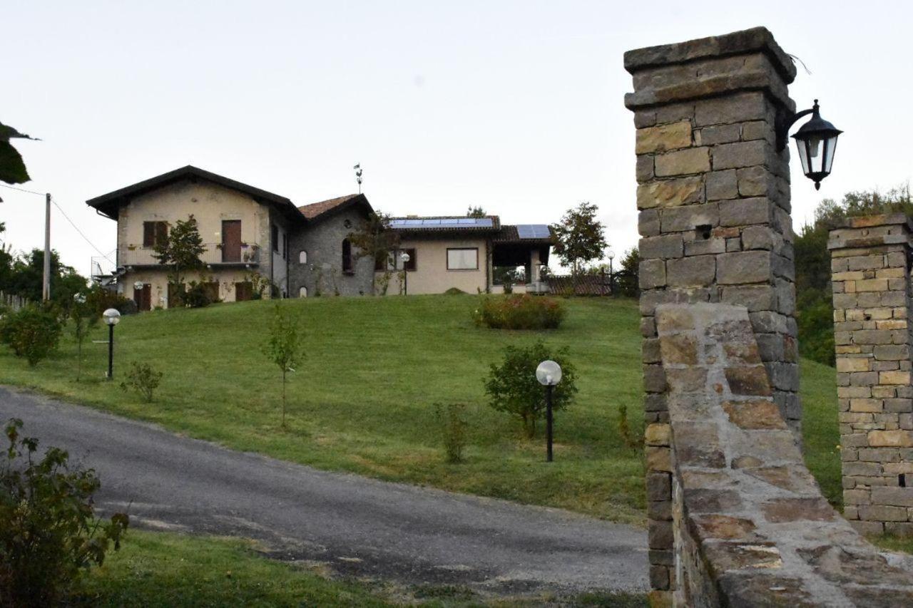 Agriturismo Cascina L'Arche 圣斯泰法诺贝尔博 外观 照片